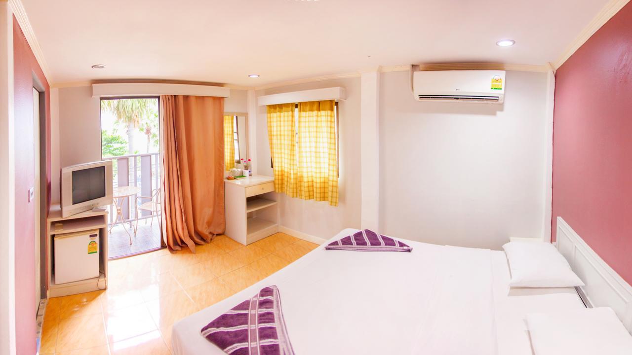 G.I Lodge Jomtien Beach Exterior photo